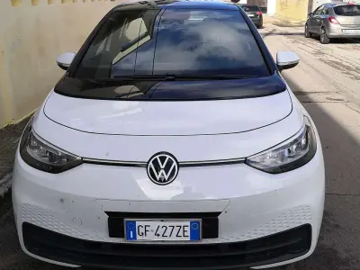 Usata VW ID.3 Pure 69 kW (95 CV) 2021 Bianco Utilitaria