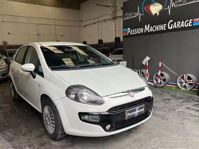 Usata Fiat Punto Evo 78 CV (57 kW) 2011 Bianco Utilitaria