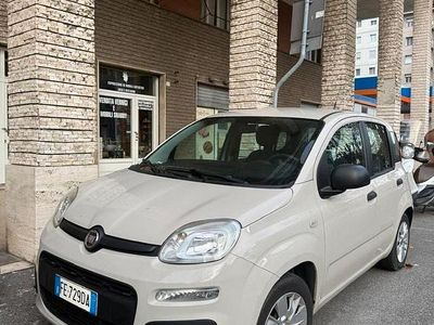 Käytetty Fiat Panda Lounge 69 HP (50 kW) 2016 Viistoperä