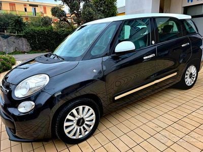 Usata Fiat 500L Living 105 CV (77 kW) 2014 Nero Monovolume