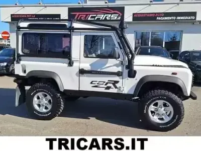 Usata Land Rover Defender 122 CV (89 kW) 2010 Bianco Pick-up