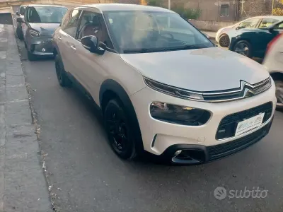 Usata Citroën C4 Shine 99 CV (72 kW) 2018 Bianco Berlina