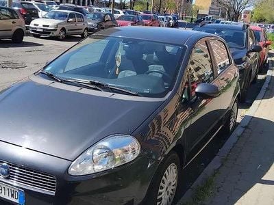 Usata Fiat Grande Punto Active 65 CV (47 kW) 2007 Grigio Utilitaria