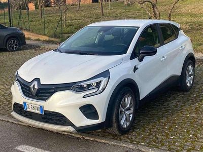 Usata Renault Captur Zen 101 CV (74 kW) 2021 Bianco SUV