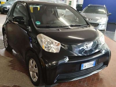 Toyota iQ