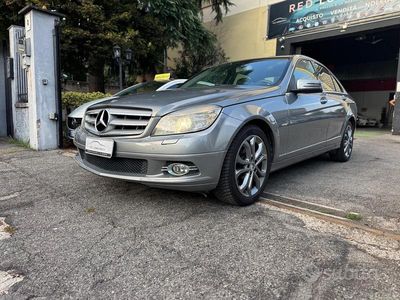 Mercedes C200