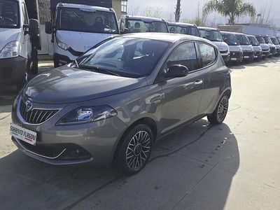 Usata Lancia Ypsilon S 69 CV (50 kW) 2024 Grigio Utilitaria