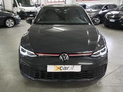 Usata VW Golf VIII GTI 245 CV (180 kW) 2023 Grigio scuro Berlina