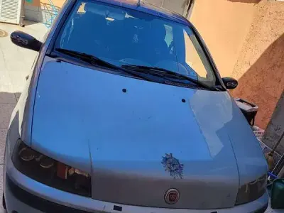Usata Fiat Punto 80 CV (58 kW) 2002 Blu Utilitaria