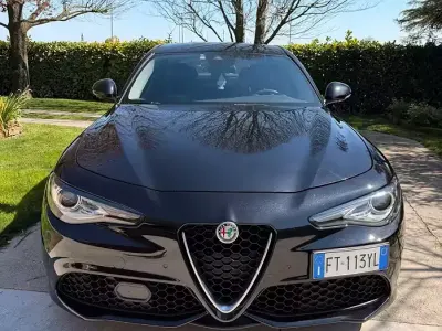 Usata Alfa Romeo Giulia Veloce 210 CV (154 kW) 2019 Nero Berlina