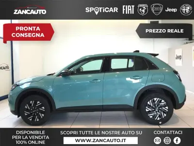Nuova Fiat 600 110 CV (80 kW) 2025 Blu/azzurro SUV