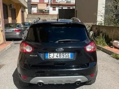 Usata Ford Kuga 163 CV (119 kW) 2011 Nero SUV
