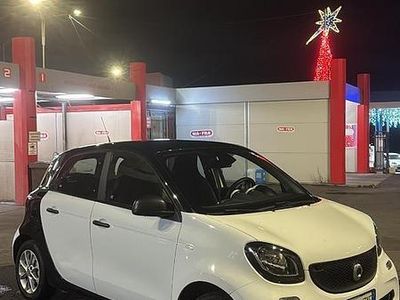 Bianco Usata 2016 Smart ForFour Utilitaria | 7500 €