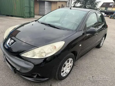 Usata Peugeot 206 60 CV (44 kW) 2010 Nero Berlina
