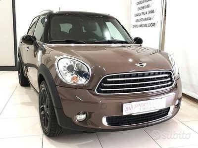 Usata Mini Cooper D Countryman 111 CV (81 kW) 2014 Marrone SUV