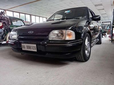 Usata Ford Escort Cabriolet 105 CV (77 kW) 1988 Nero Cabrio