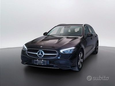 Usata Mercedes C220 200 CV (147 kW) 2021 Nero Station wagon