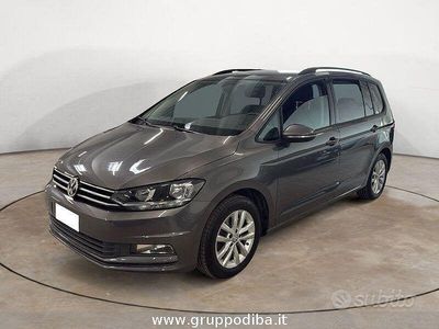 Grigio Usata 2016 VW Touran Comfortline Monovolume | 13.900 € (Buon prezzo)