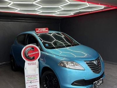 Usata Lancia Ypsilon 84 CV (61 kW) 2014 Blu Utilitaria