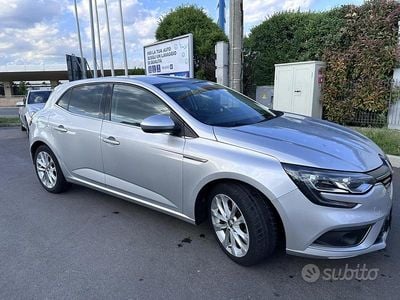 Usata Renault Mégane IV Intens 115 CV (84 kW) 2016 Grigio Berlina