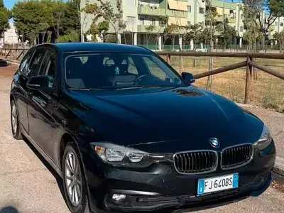 Usata BMW 318 Efficient Dynamics 150 CV (110 kW) 2017 Nero Station wagon