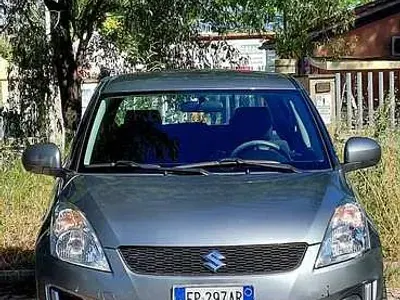 Usata Suzuki Swift 75 CV (55 kW) 2014 Grigio Utilitaria