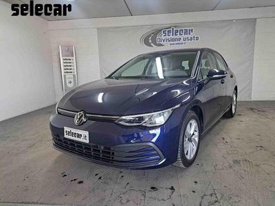 Occasion VW Golf VIII Life 110 ch (80 kW) 2024 Bleue Berline