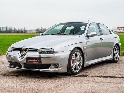 Usata Alfa Romeo 156 GTA 250 CV (183 kW) 2002 Argento Berlina