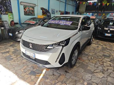 Usata Peugeot 3008 Allure 131 CV (96 kW) 2022 Bianco SUV