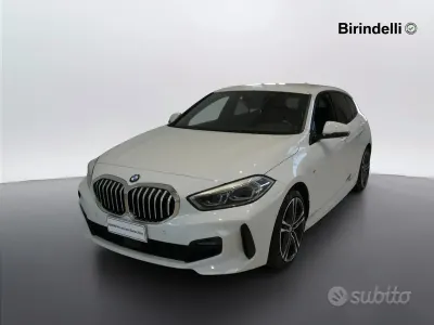 Usata BMW 118 M Sport 150 CV (110 kW) 2021 Alpin white pastello Utilitaria