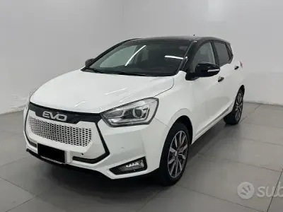 Usata EVO Evo 3 107 CV (78 kW) 2022 Bianco SUV