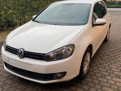Usata VW Golf VII 105 CV (77 kW) 2012 Bianco Berlina