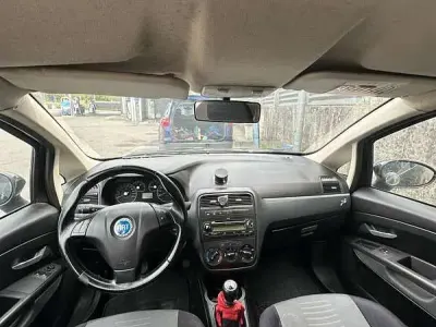 Usata Fiat Punto 73 CV (53 kW) 2008 Utilitaria