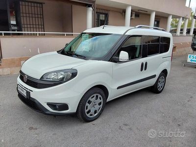 usata Fiat Doblò Doblo1.6 MJT 105 CV Lounge AutocarroN1