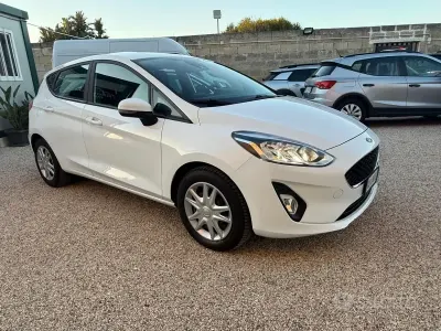 Usata Ford Fiesta 86 CV (63 kW) 2020 Bianco Utilitaria