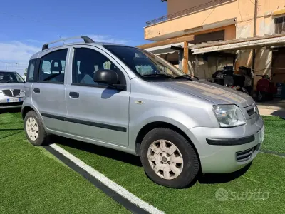 Usata Fiat Panda Dynamic 60 CV (44 kW) 2010 Grigio Utilitaria