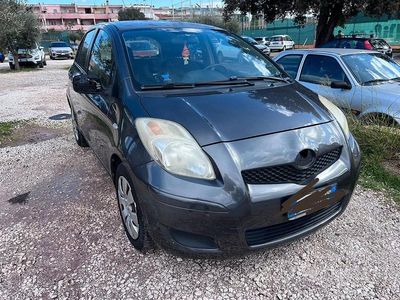 Usata Toyota Yaris 2009 Grigio Utilitaria