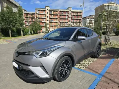 Usata Toyota C-HR Trend 98 CV (72 kW) 2018 Grigio SUV