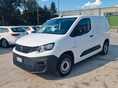 Usata Peugeot Partner Premium 102 CV (75 kW) 2022 Bianco Monovolume