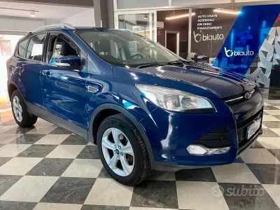 Usata Ford Kuga Titanium 120 CV (88 kW) 2016 Bluazzurro SUV