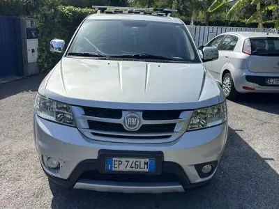 Usata Fiat Freemont Lounge 170 CV (125 kW) 2012 Grigio SUV
