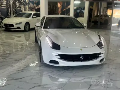 Usata Ferrari FF 660 CV (485 kW) 2012 Bianco Station wagon