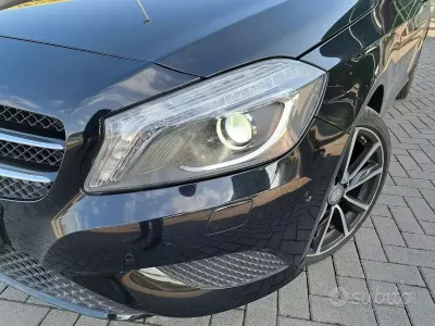 Usata Mercedes A180 2014 Nero Utilitaria