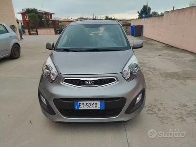 Gebraucht Kia Picanto 69 PS (50 kW) 2015 Kleinwagen