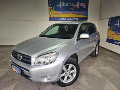 Second-hand Toyota RAV4 136 CP (100 kW) 2008 Argintiu SUV