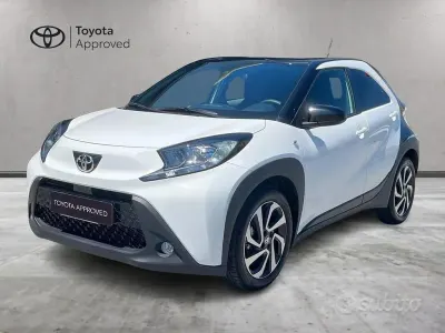 Usata Toyota Aygo X Trend 72 CV (52 kW) 2025 Bianco SUV