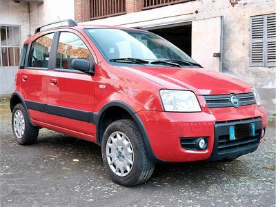 Usata Fiat Panda 4x4 2005 Rosso Utilitaria