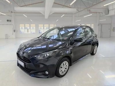 Usata 2021 Toyota Yaris Hybrid Business Edition Berlina | 12.700 € (Buon prezzo)