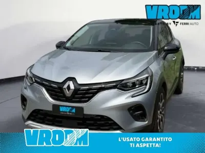 Usata Renault Captur Initiale Paris 92 CV (67 kW) 2021 Grigio SUV