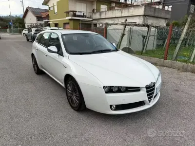 Usata Alfa Romeo 159 170 CV (125 kW) 2010 Bianco Station wagon